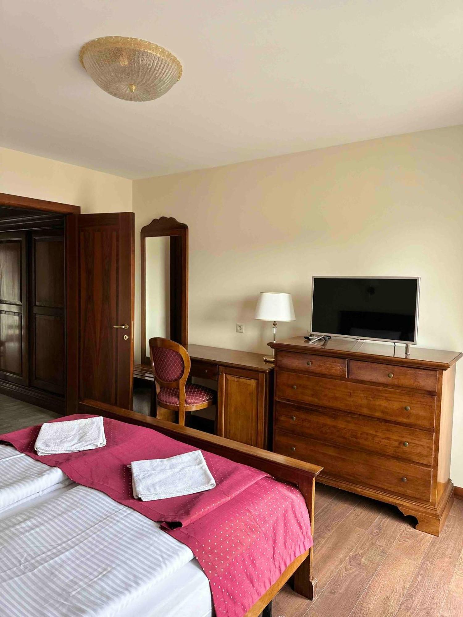 Szent Gyoergy Villa Apartmanhaz ヘーヴィーズ エクステリア 写真