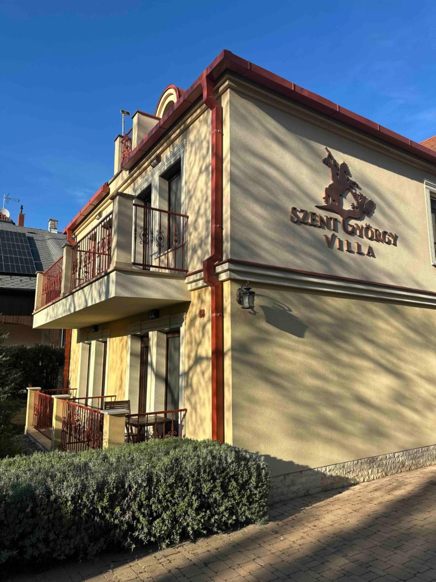 Szent Gyoergy Villa Apartmanhaz ヘーヴィーズ エクステリア 写真